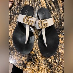 Gucci beige sandals black bottom worn 2 times size 37